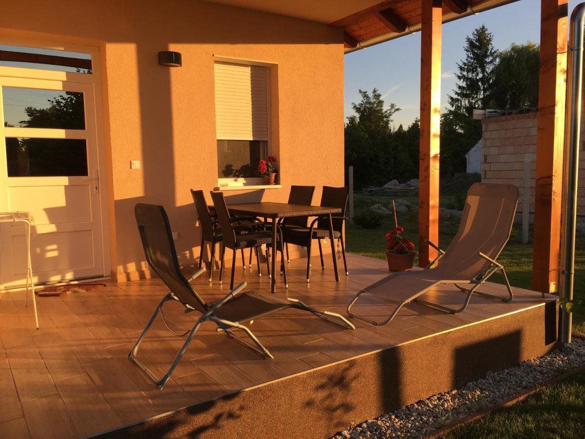 Konrad Apartman Villa Balatonmáriafürdő Dış mekan fotoğraf