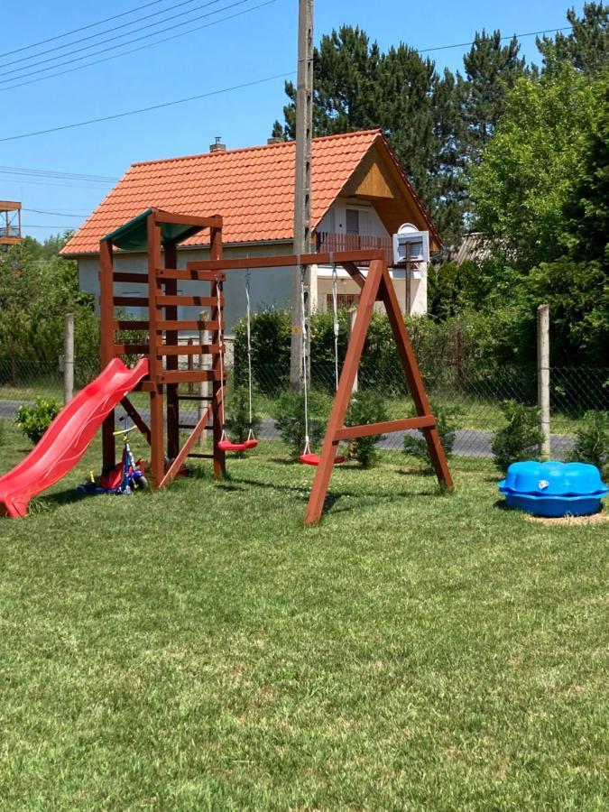 Konrad Apartman Villa Balatonmáriafürdő Dış mekan fotoğraf