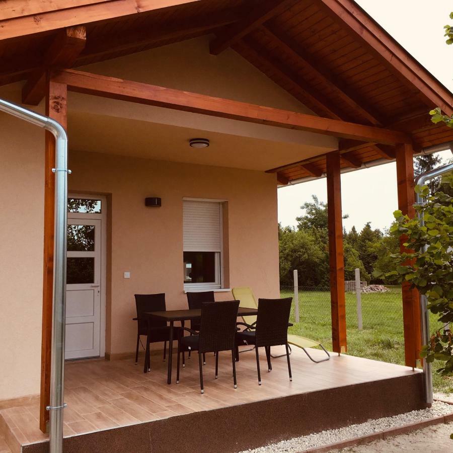 Konrad Apartman Villa Balatonmáriafürdő Dış mekan fotoğraf