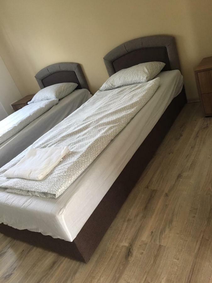 Konrad Apartman Villa Balatonmáriafürdő Dış mekan fotoğraf